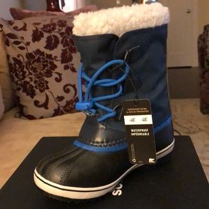 Brand new sorel kids snow boots